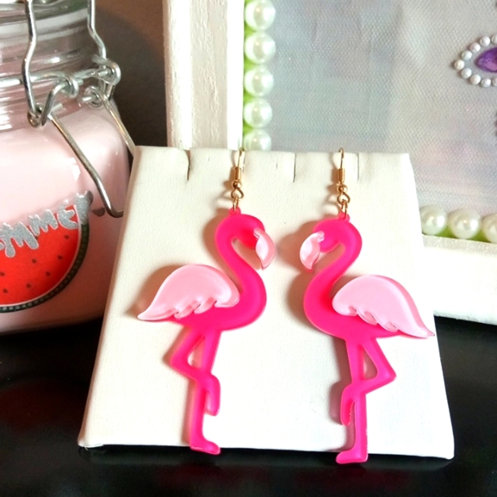 🆕 Pink Flamingo Earrings